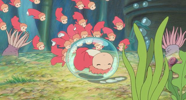 Ponyo på klippen ved havet